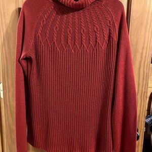 Route 66 Women's Red Turtleneck Sweater Size L